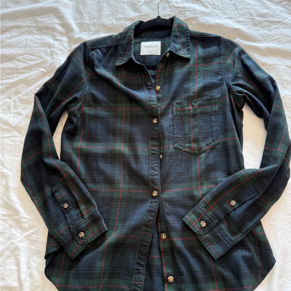 Abercrombie & Fitch Dark Green Plaid Button Down Shirt